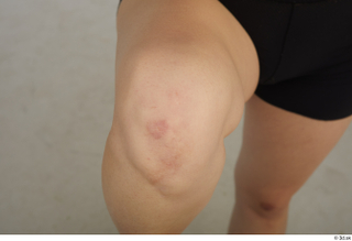 Aera knee nude 0001.jpg